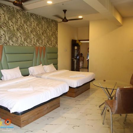 New Balaji Residency By Glitz Hotels Ulhāsnagar Extérieur photo